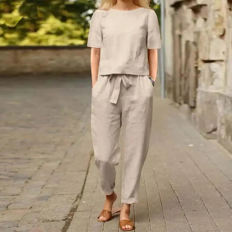 Retro Women's Set: Loose Top and Wide Pants in Cotton and Linen