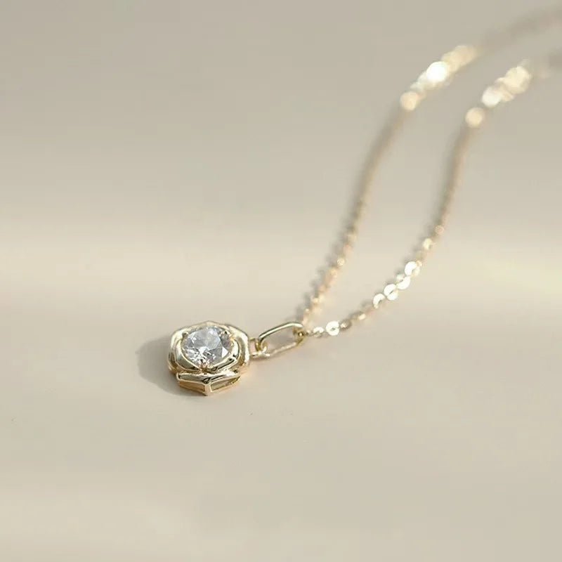 Women's Necklace in 925 Silver with Diamond - Gota d'Água Design