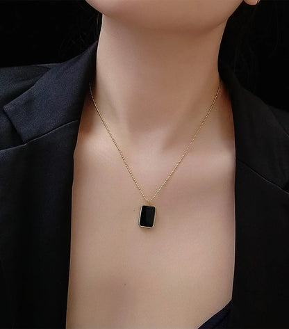 Women's Necklace in 18K Gold Plated - Geometric Design