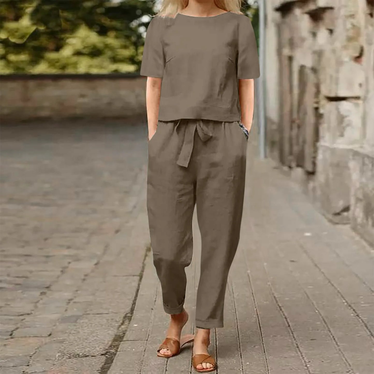 Retro Women's Set: Loose Top and Wide Pants in Cotton and Linen