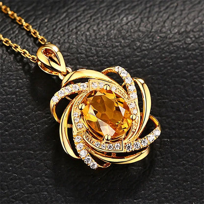 Pendant in Yellow Gold with Topaz - Bohemian Style